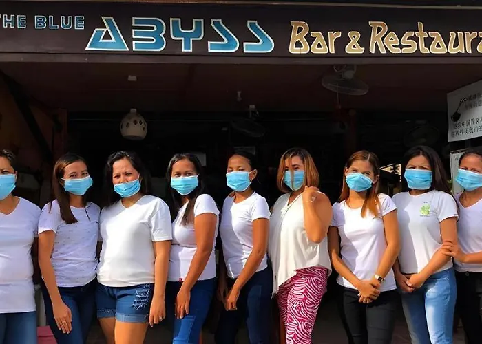 Blue Abyss Resort Moalboal